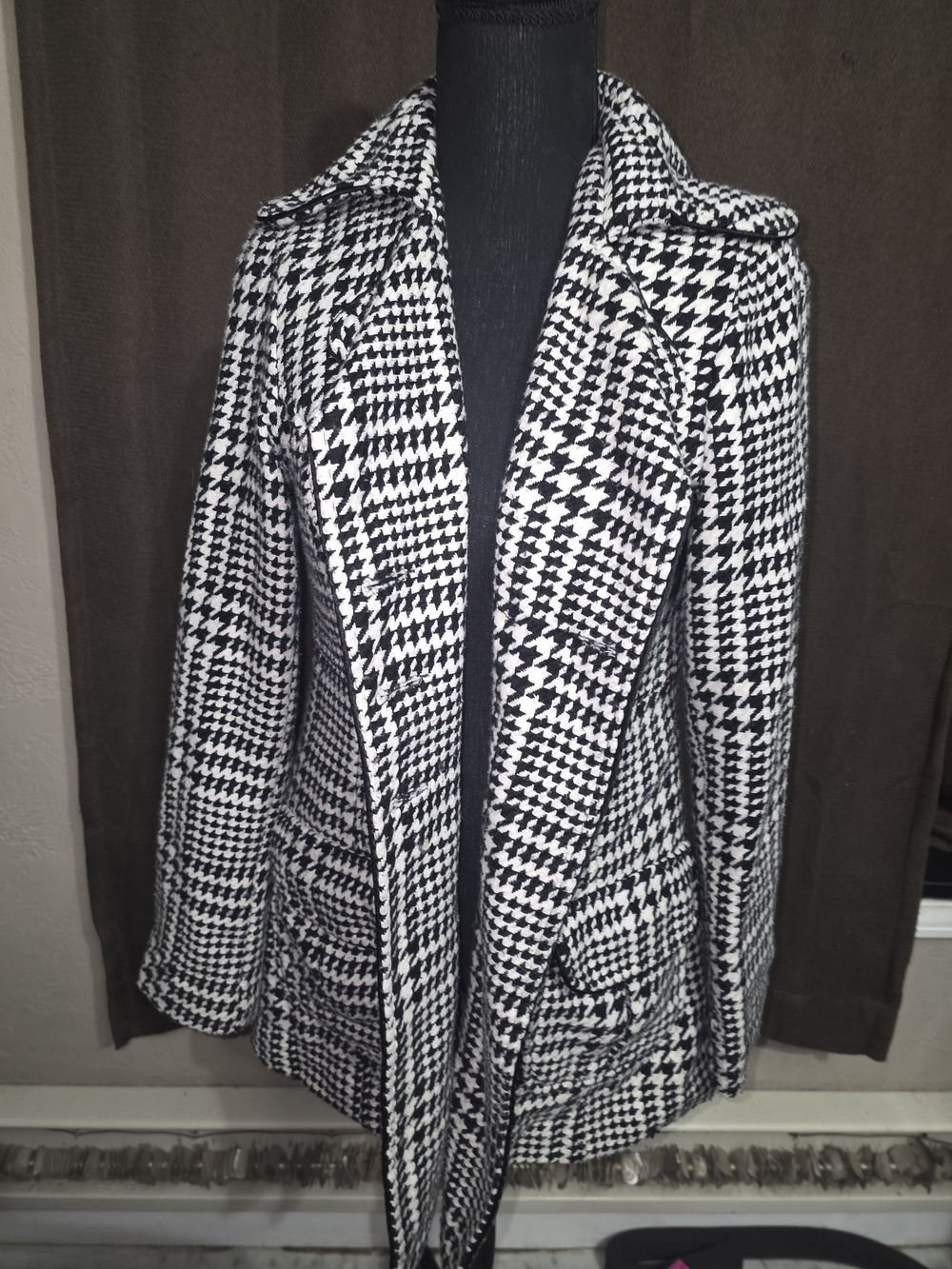 Byer California Black & White Houndstooth Pea Coat